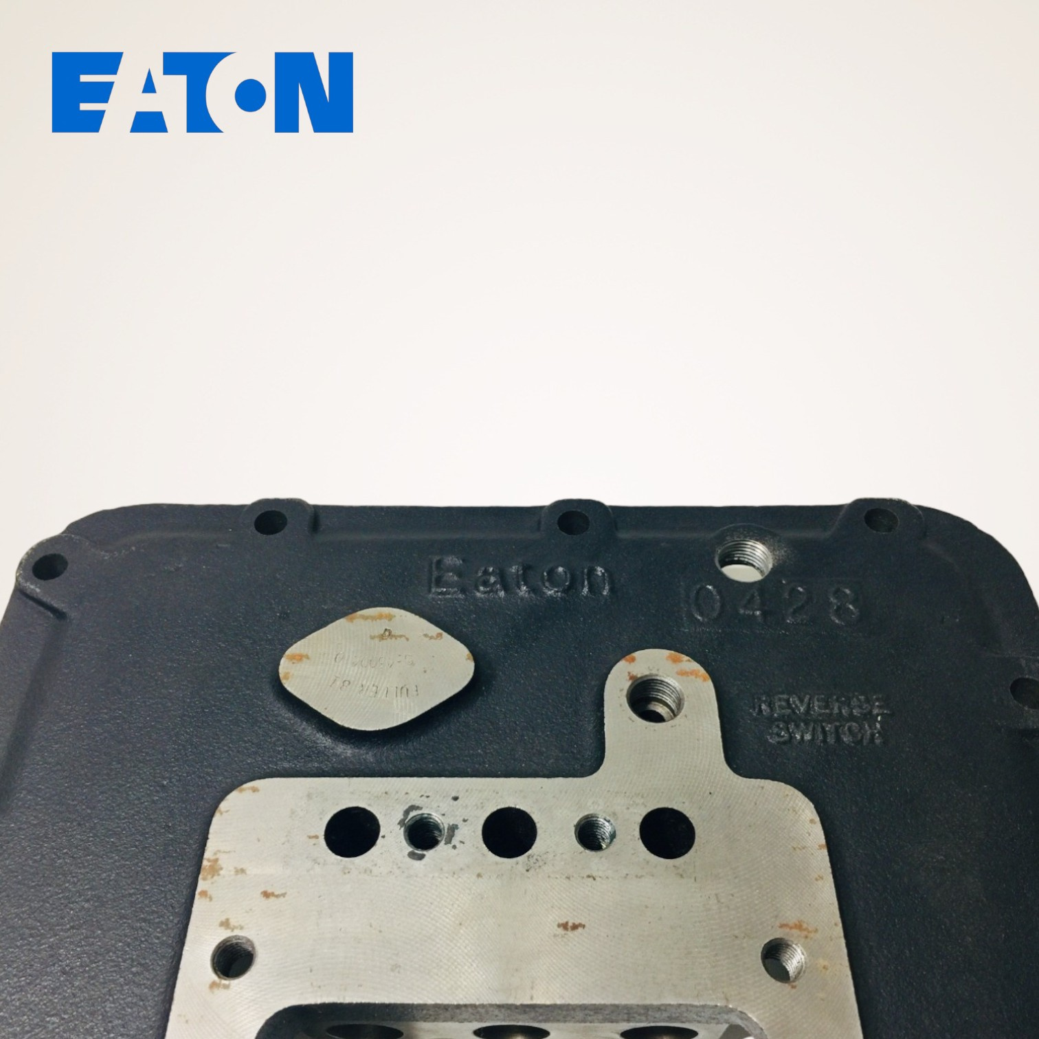 TAMPA SUPERIOR DO CONTROLE RT8609A - TJG301453 - EATON