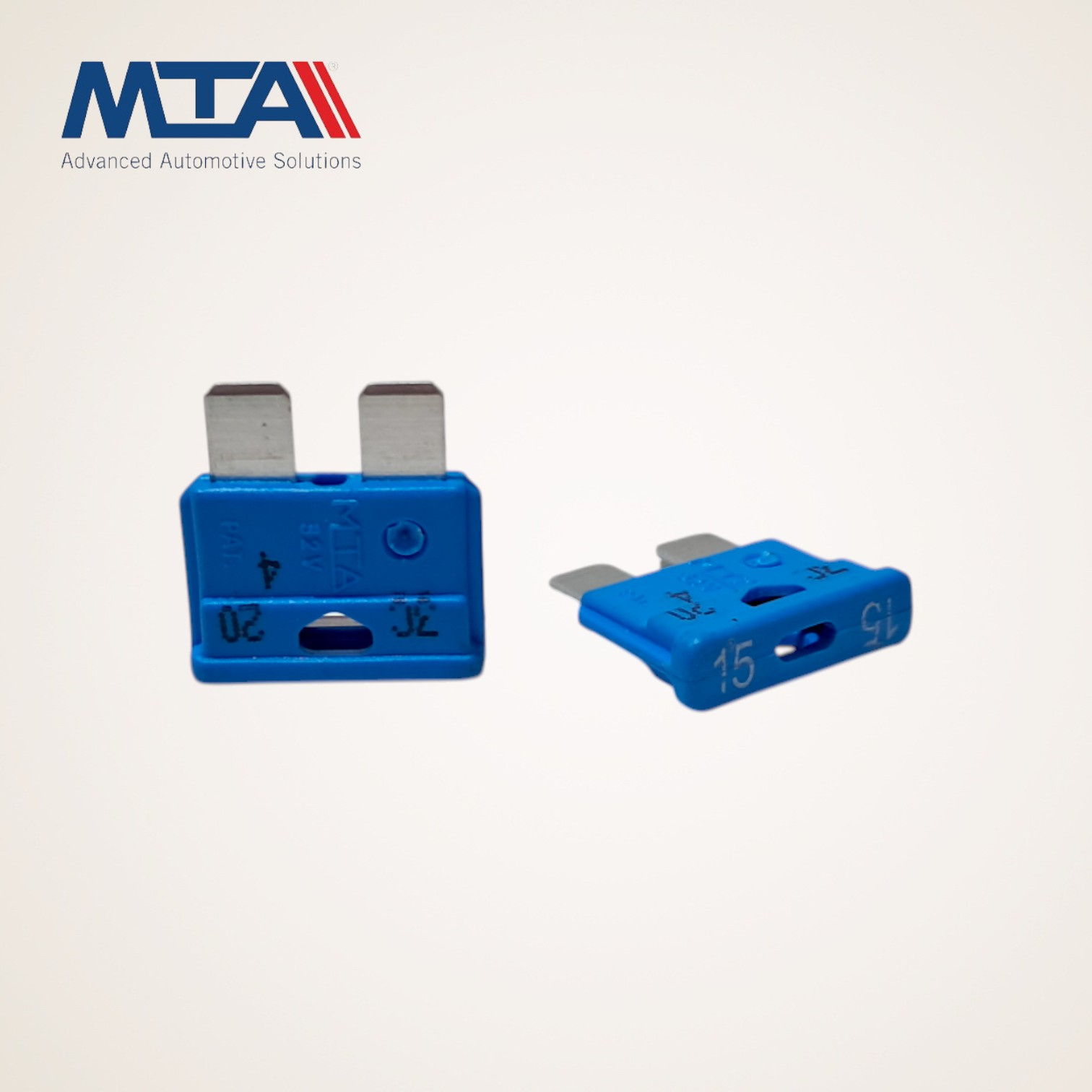 FUSIVEL AUTOMOTIVO MEDIO LAMINA UNIVAL 19X20MM AZUL 15A/32V - AMF-15A - MTA